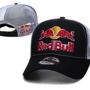 ❤️Red Bull Black & White Truckers Cap - Embroidered Logo❤️